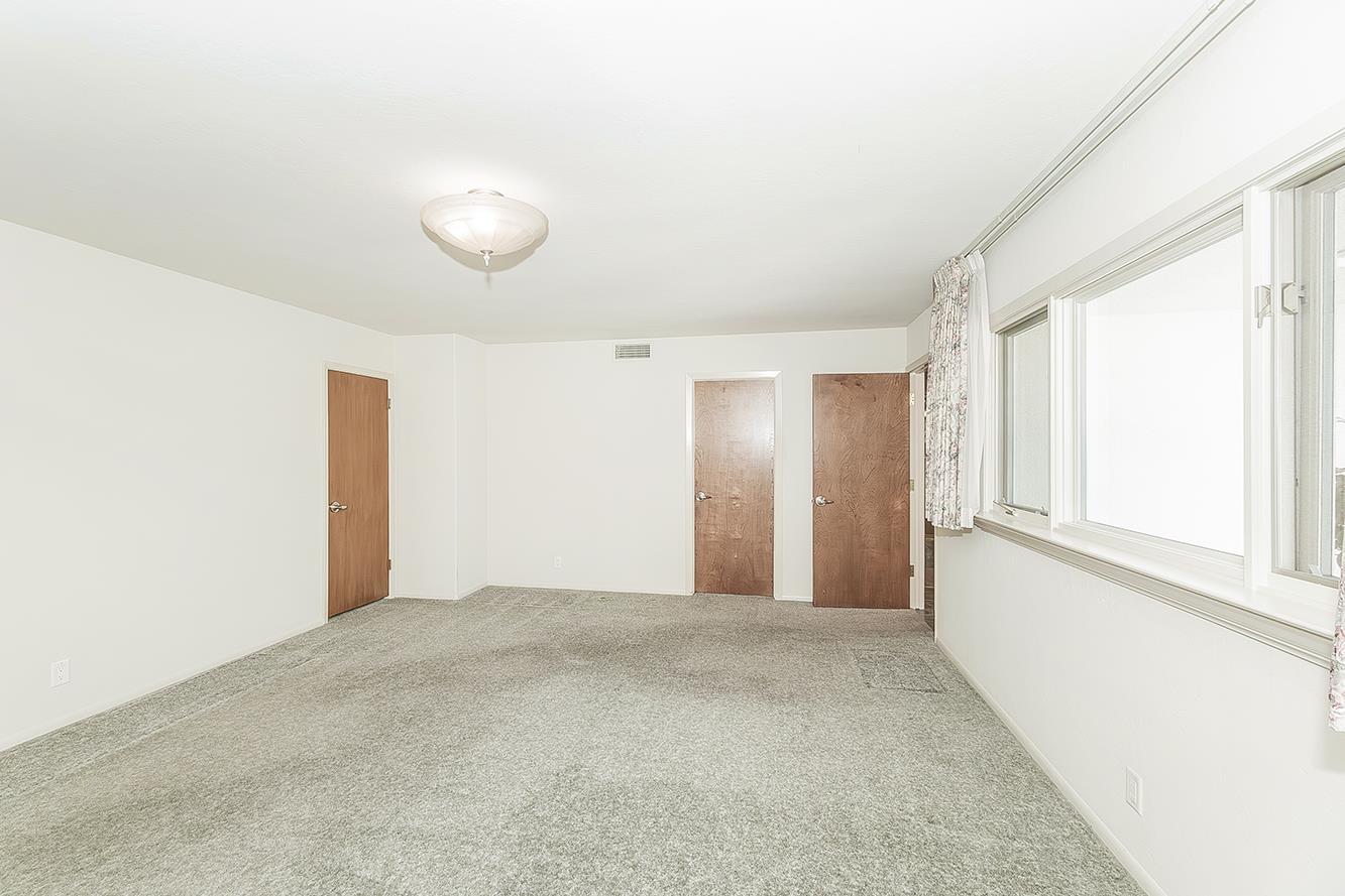 5903 E Butler Ave, Fresno, CA 93727