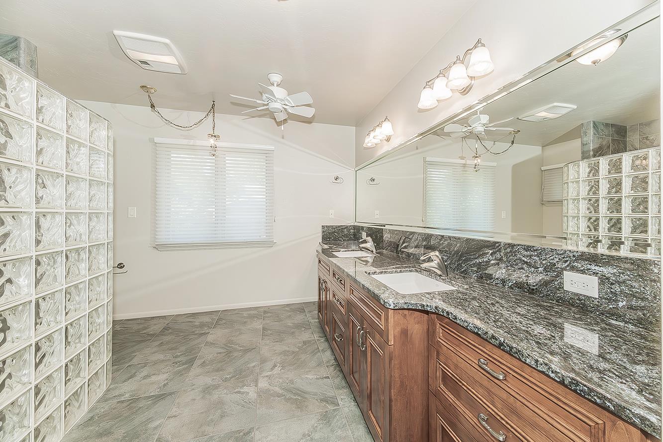 5903 E Butler Ave, Fresno, CA 93727