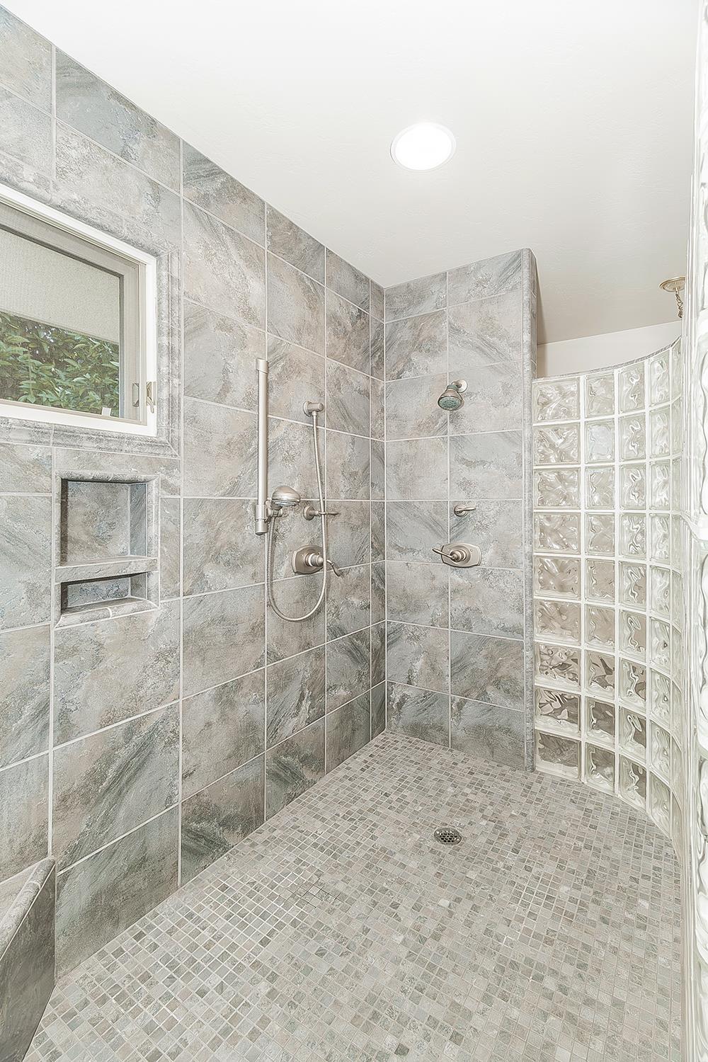 5903 E Butler Ave, Fresno, CA 93727