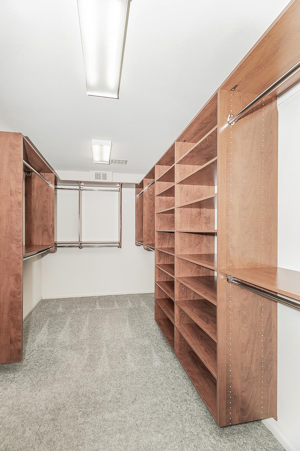 5903 E Butler Ave, Fresno, CA 93727