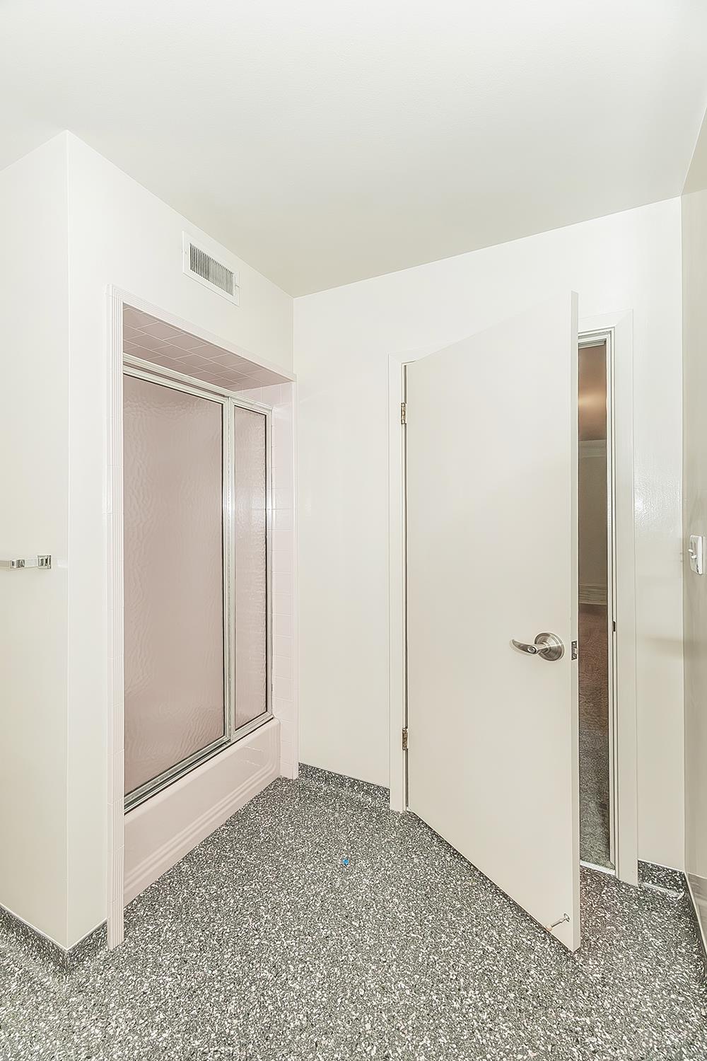 5903 E Butler Ave, Fresno, CA 93727