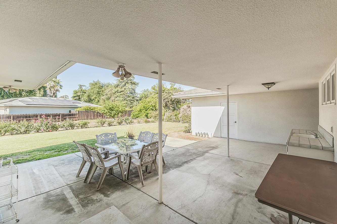 5903 E Butler Ave, Fresno, CA 93727