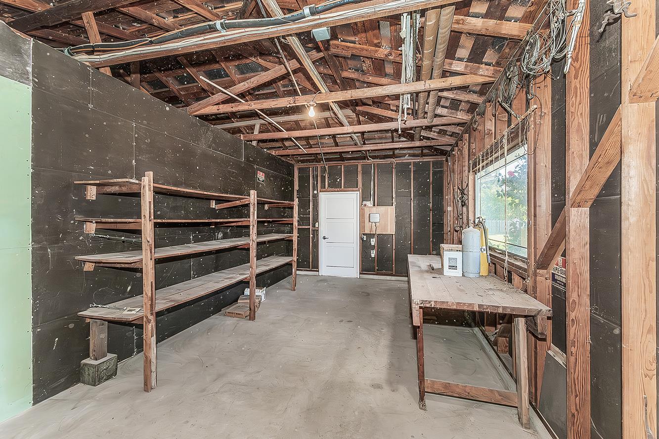 5903 E Butler Ave, Fresno, CA 93727