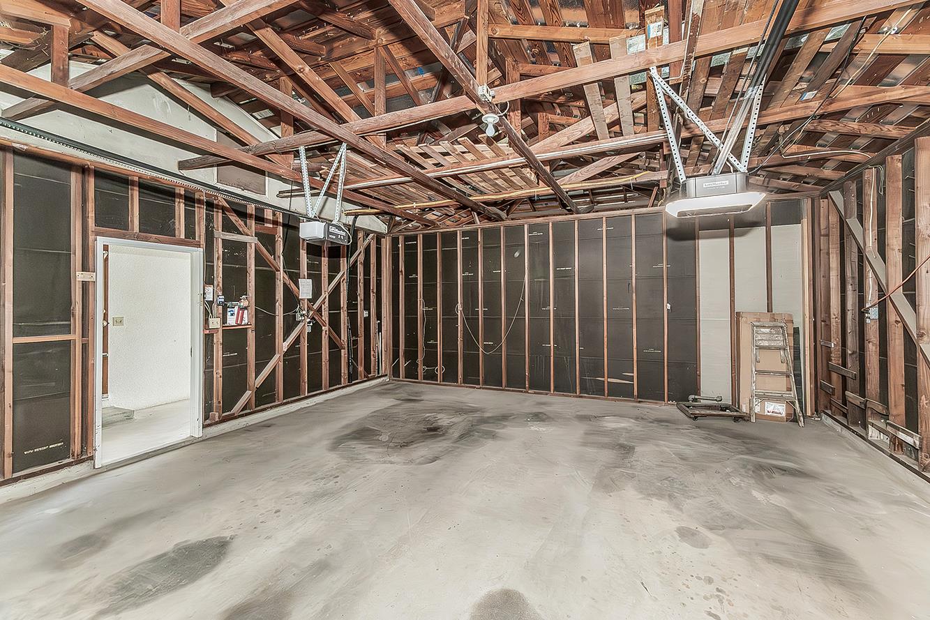 5903 E Butler Ave, Fresno, CA 93727