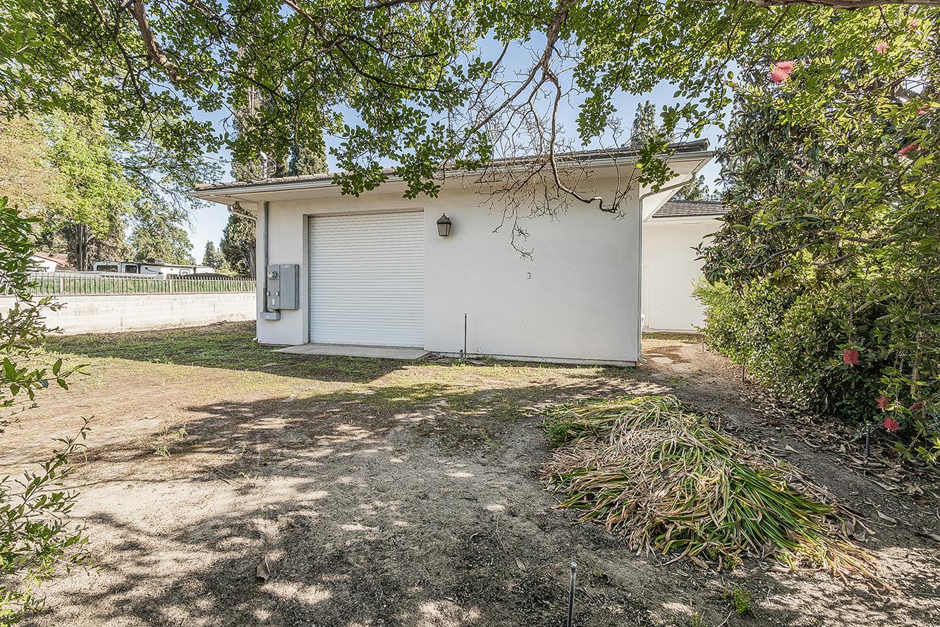 5903 E Butler Ave, Fresno, CA 93727