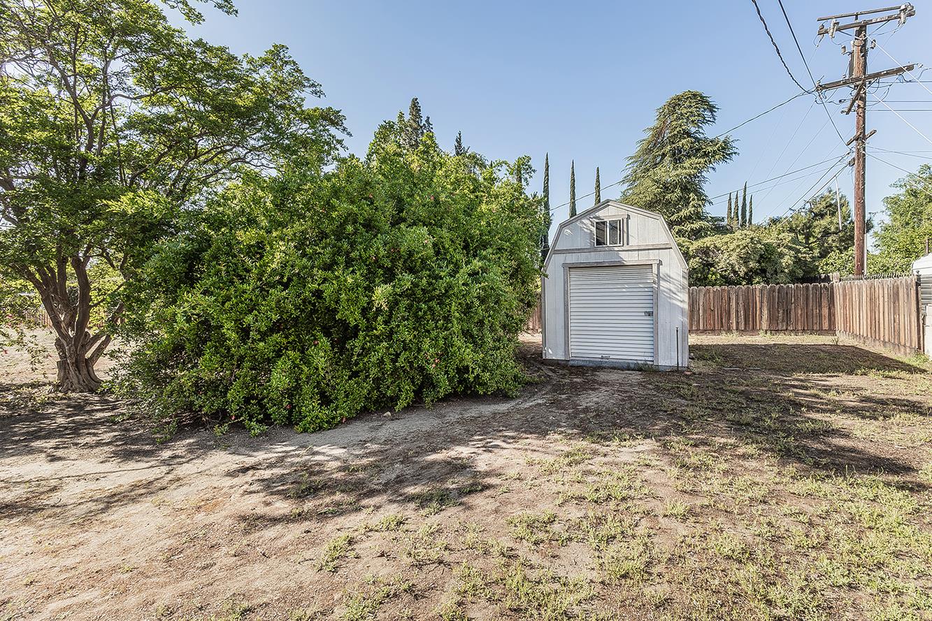 5903 E Butler Ave, Fresno, CA 93727