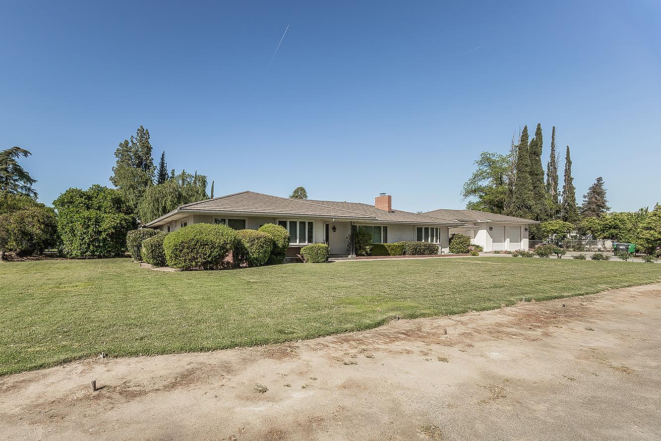 5903 E Butler Ave, Fresno, CA 93727