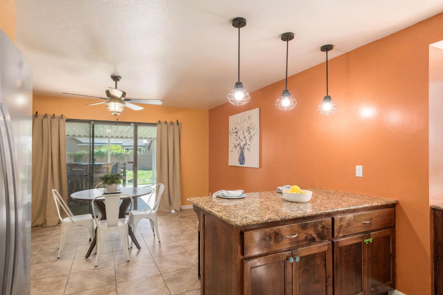 2791 W Kofoid Ave, Caruthers, CA 93609