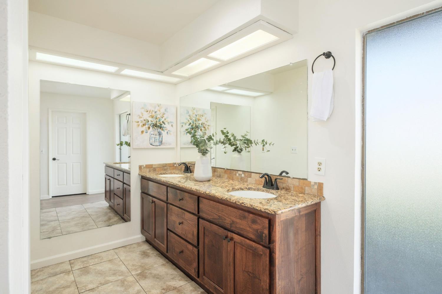 2791 W Kofoid Ave, Caruthers, CA 93609