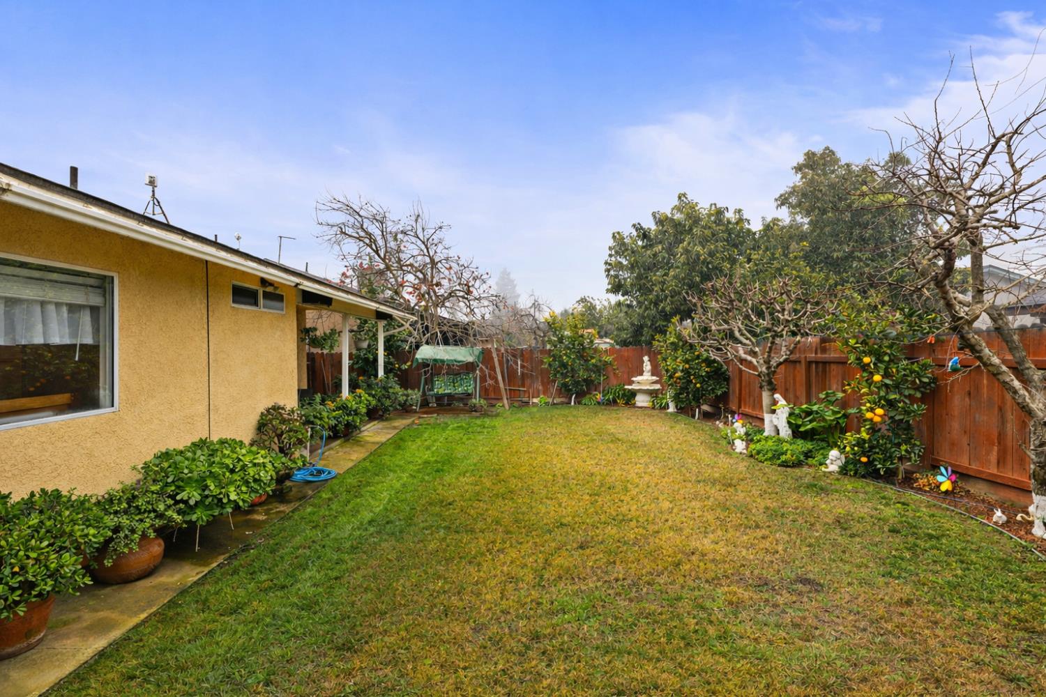 23663 Las Palmas Ave, Madera, CA 93637