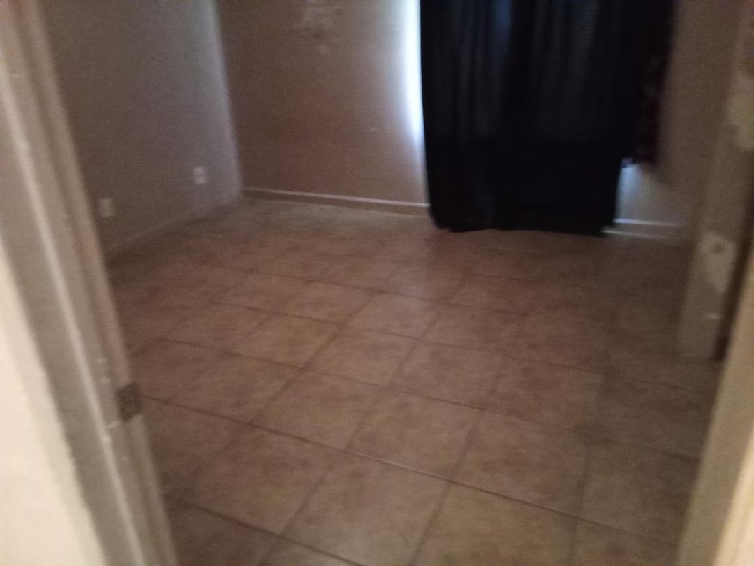 1221 N Peach Ave #127, Fresno, CA 93727