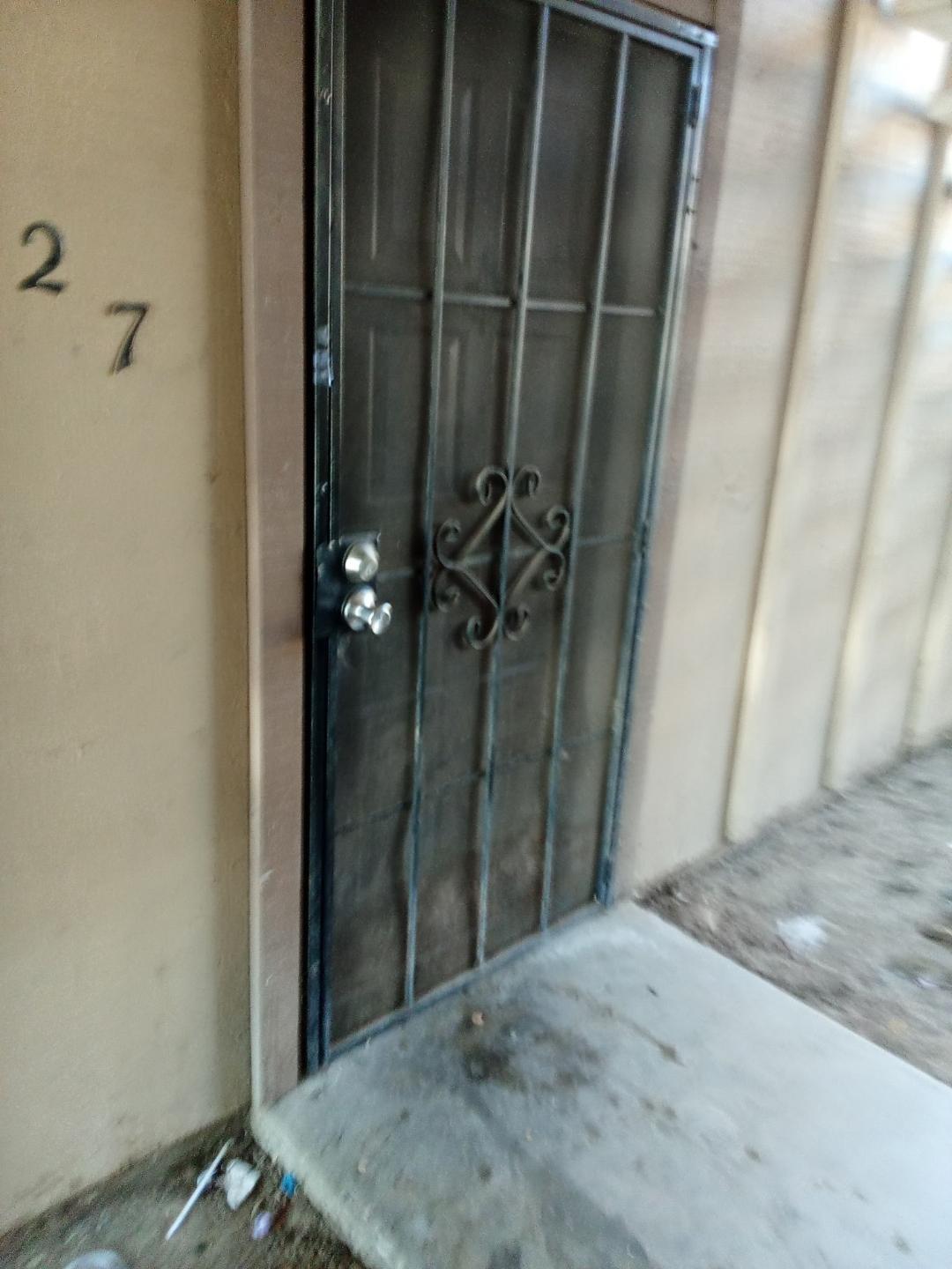 1221 N Peach Ave #127, Fresno, CA 93727