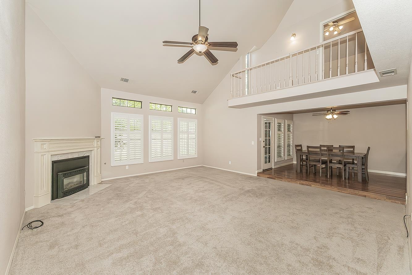 1282 W Flora Ave, Reedley, CA 93654