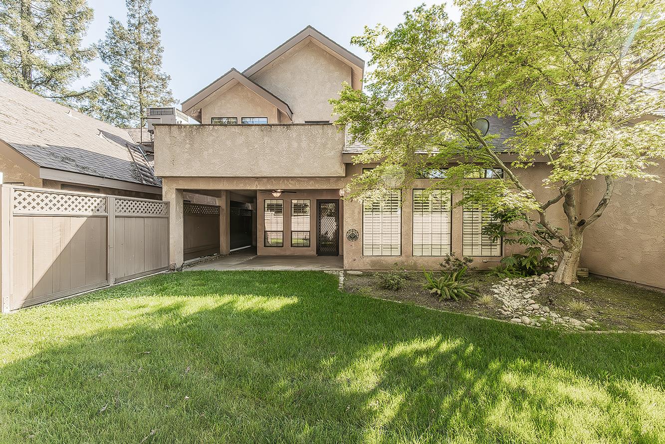 1282 W Flora Ave, Reedley, CA 93654