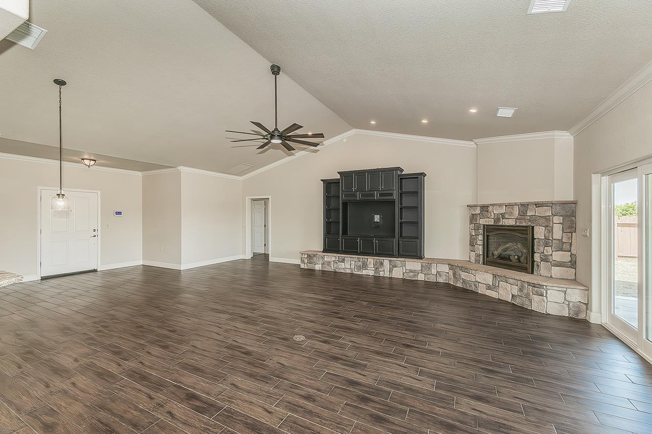 4350 Navelencia Ave, Reedley, CA 93654