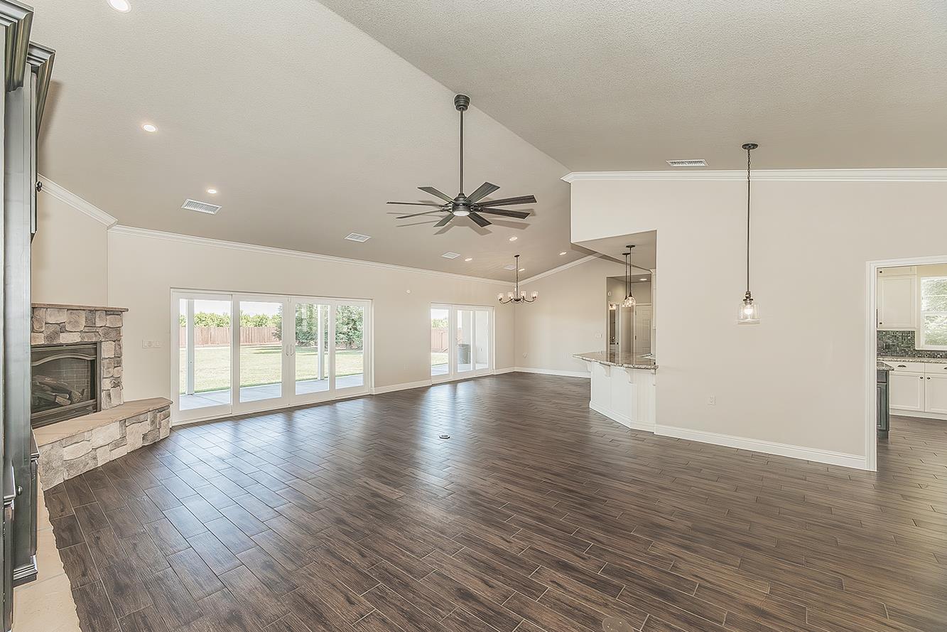 4350 Navelencia Ave, Reedley, CA 93654