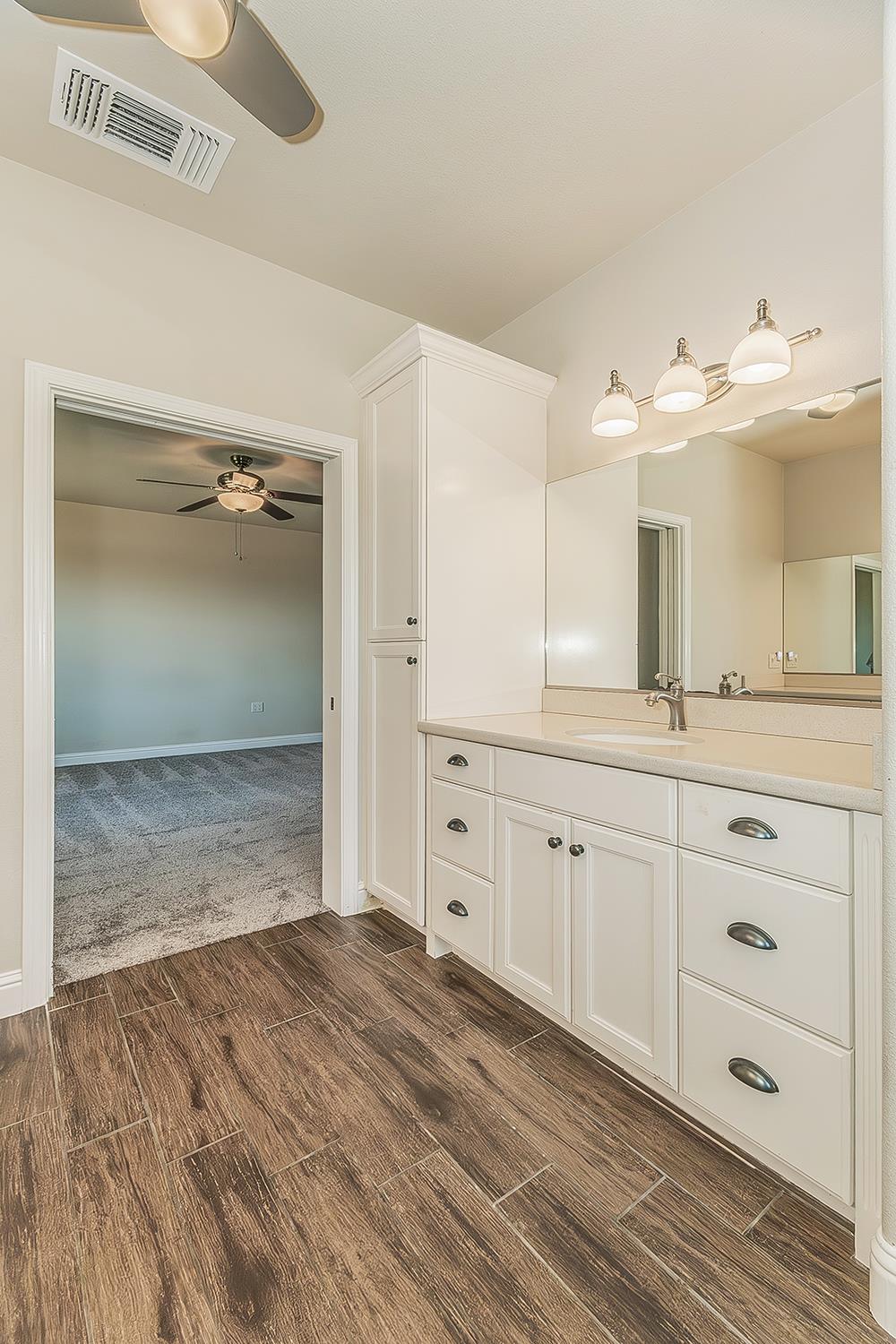 4350 Navelencia Ave, Reedley, CA 93654