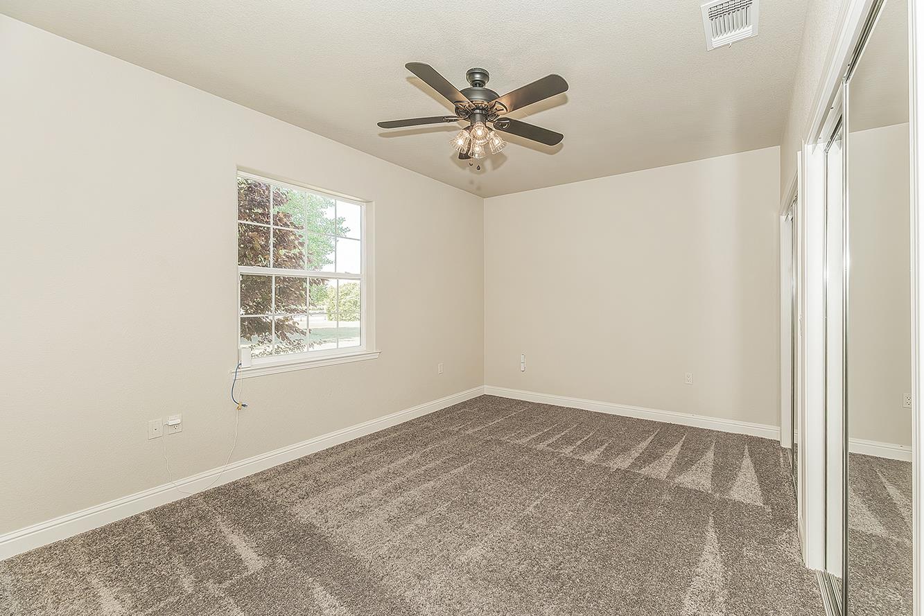 4350 Navelencia Ave, Reedley, CA 93654