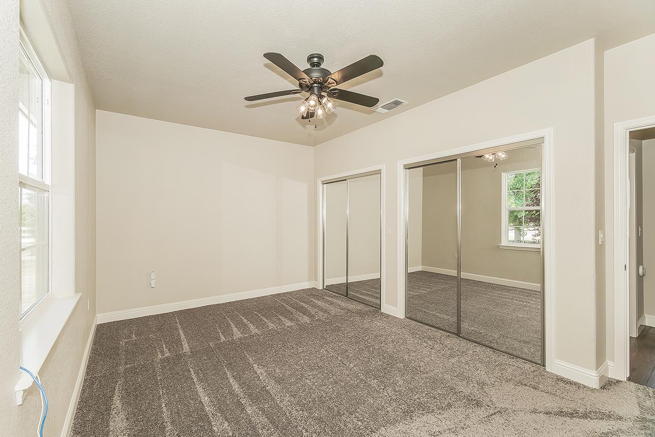 4350 Navelencia Ave, Reedley, CA 93654