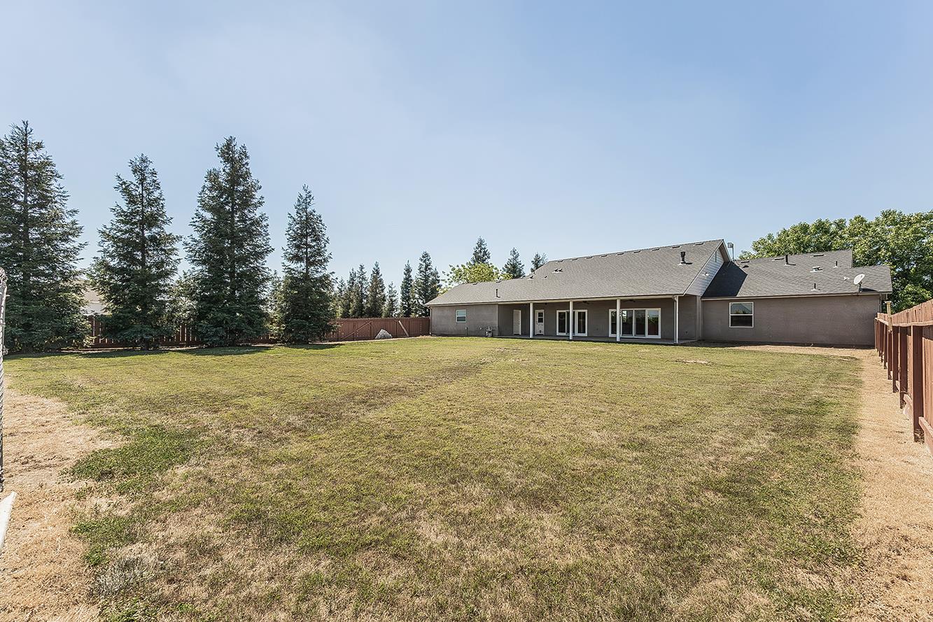 4350 Navelencia Ave, Reedley, CA 93654