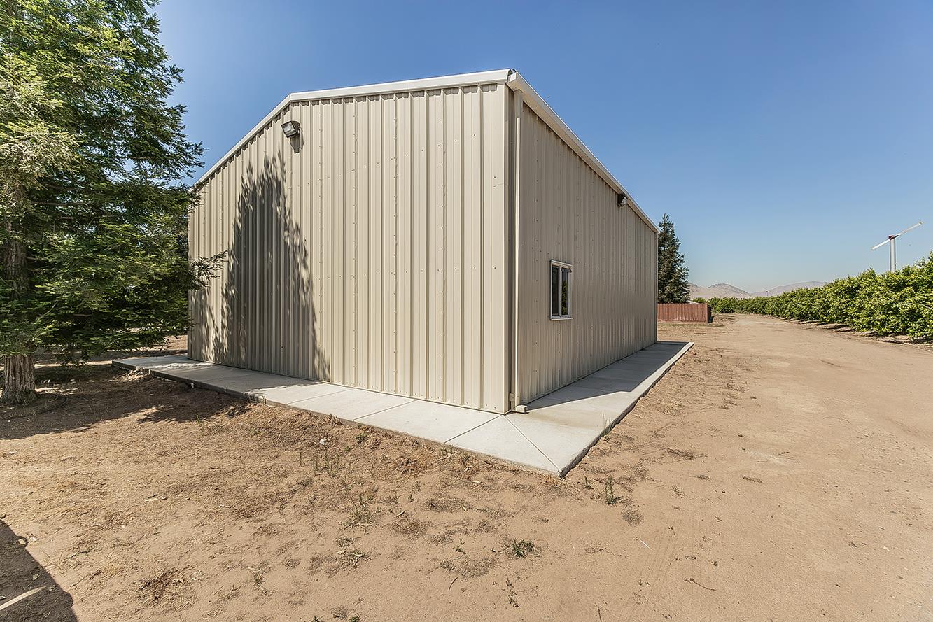 4350 Navelencia Ave, Reedley, CA 93654