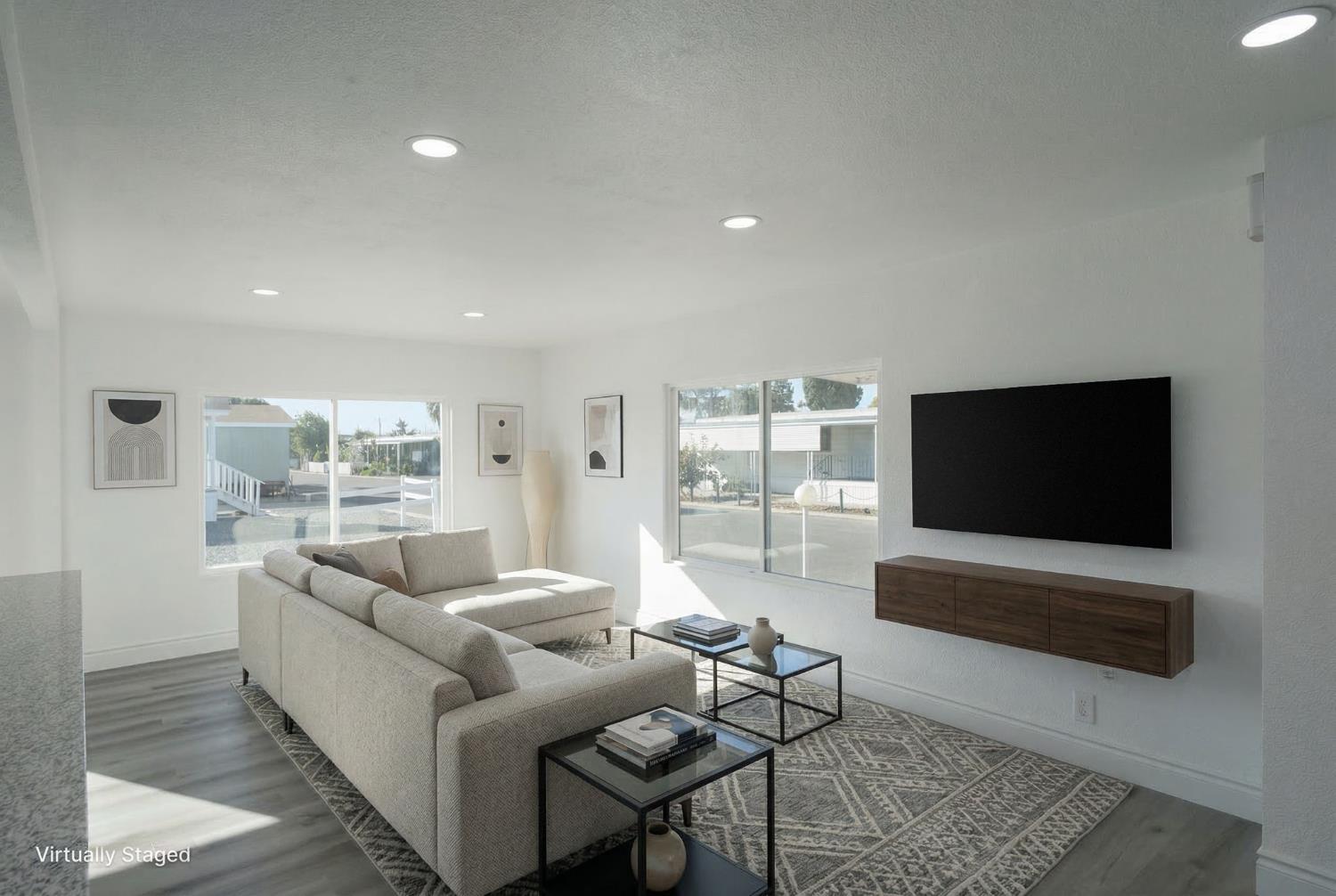 3138 W Dakota Ave #89, Fresno, CA 93722