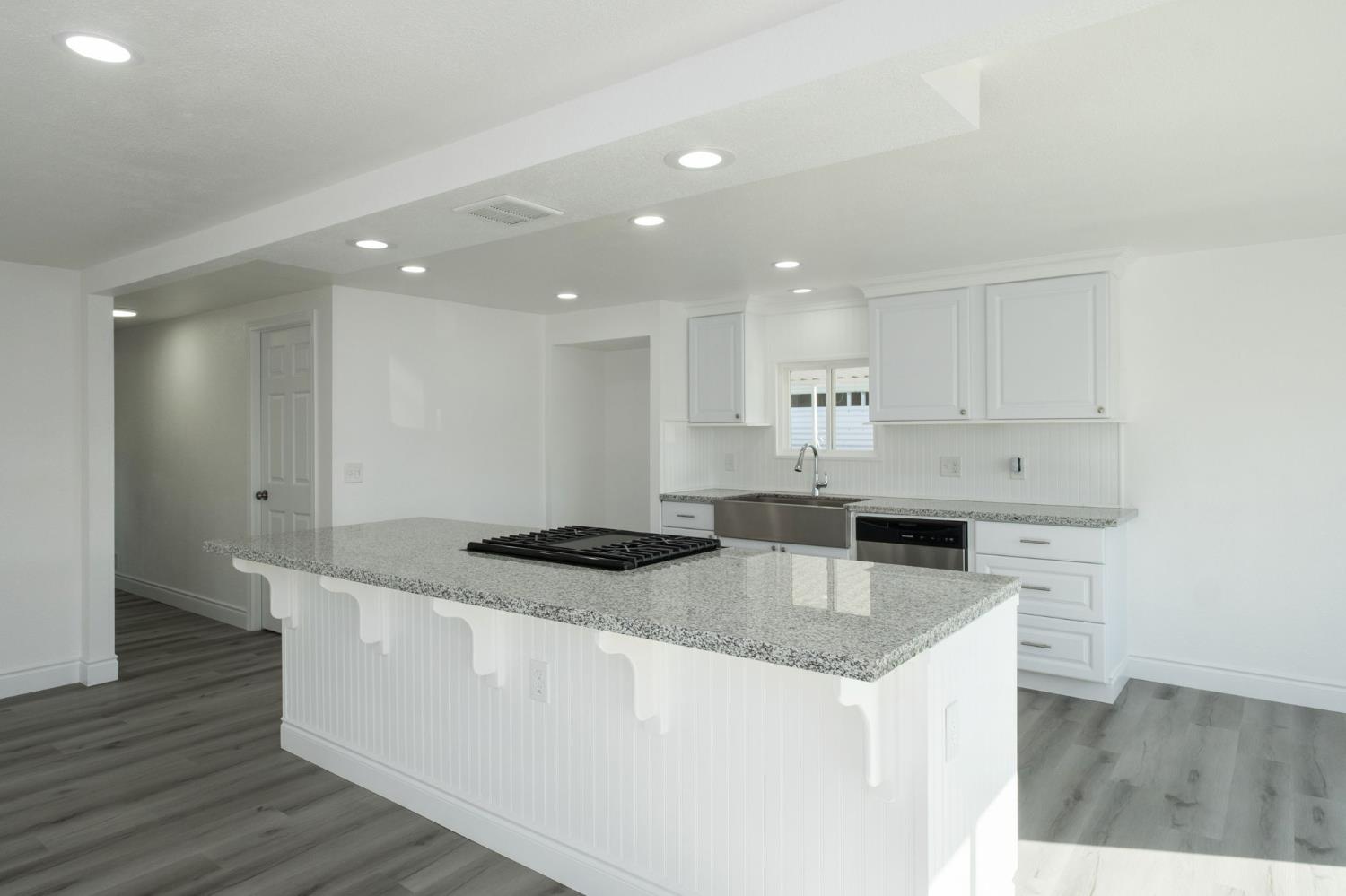 3138 W Dakota Ave #89, Fresno, CA 93722