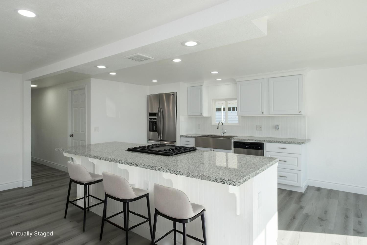 3138 W Dakota Ave #89, Fresno, CA 93722