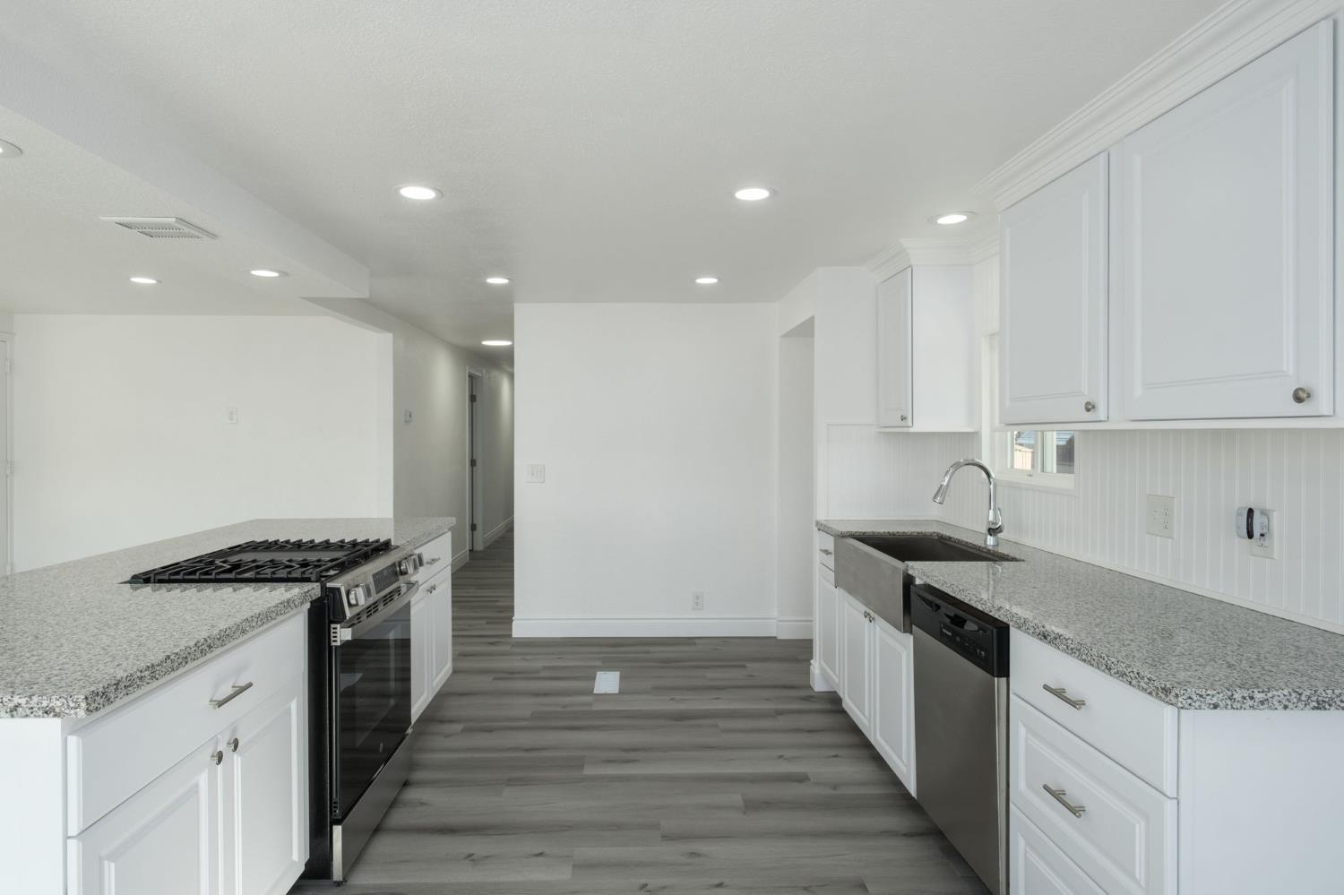 3138 W Dakota Ave #89, Fresno, CA 93722