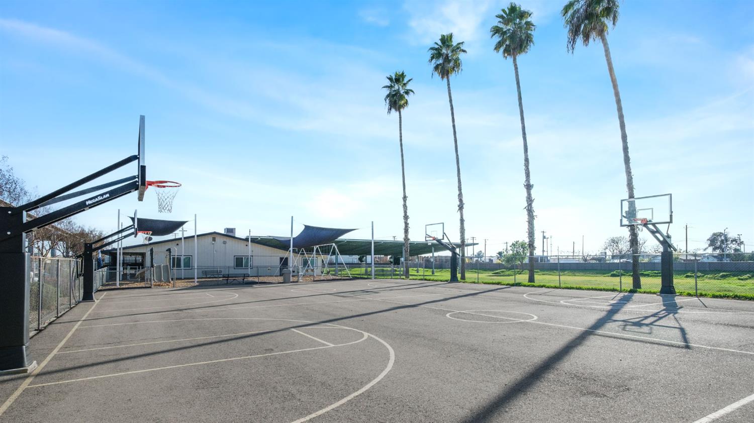 3138 W Dakota Ave #89, Fresno, CA 93722