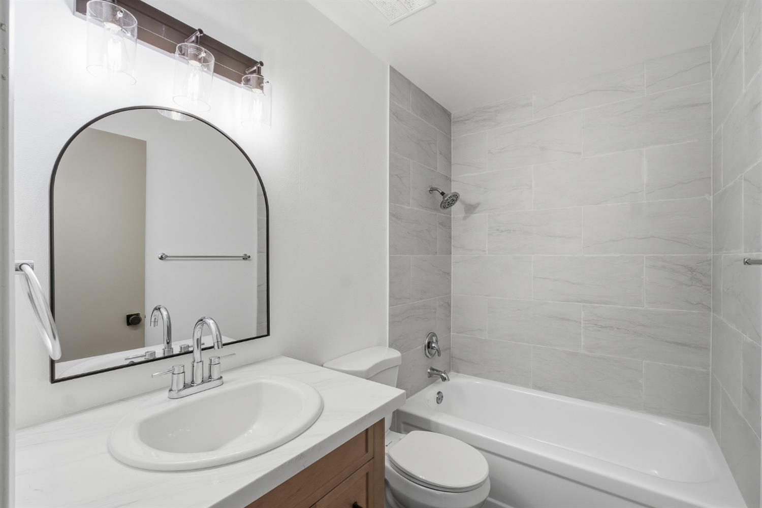 4633 E Cornell Ave, Fresno, CA 93703