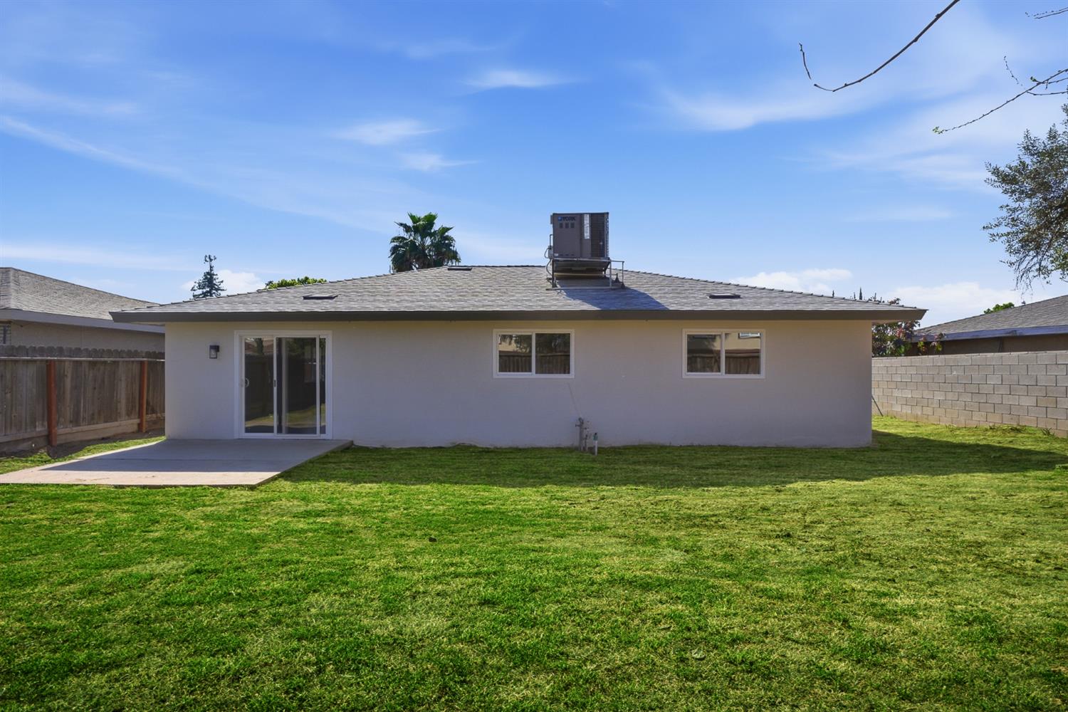 4633 E Cornell Ave, Fresno, CA 93703