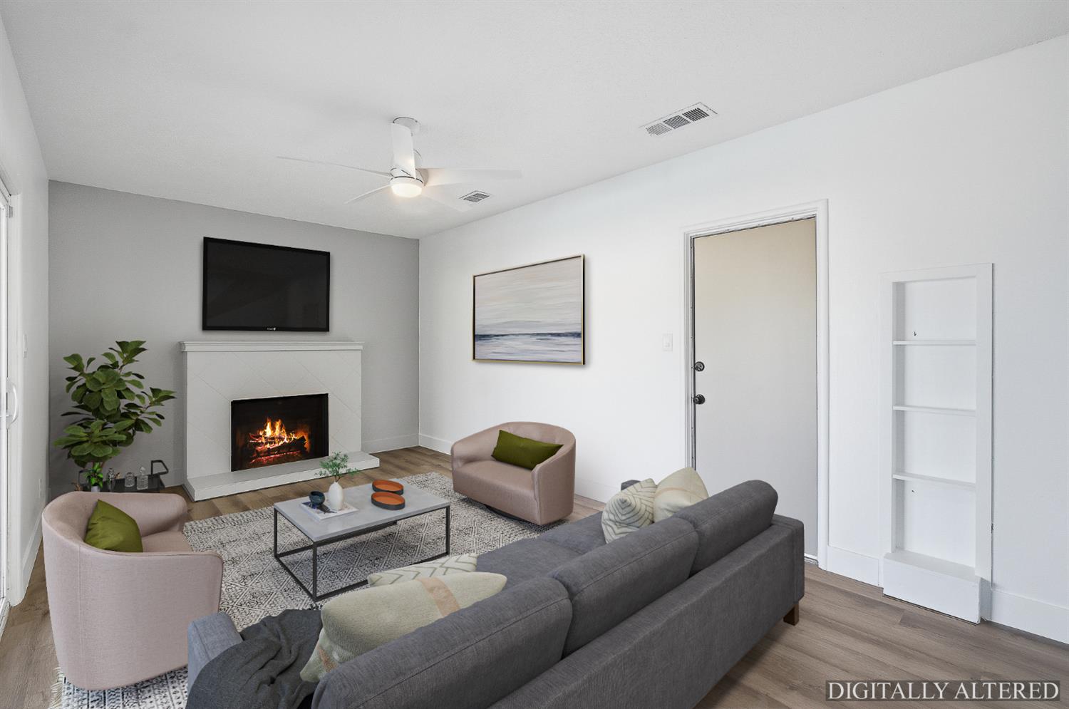 821 W Fairmont Ave, Clovis, CA 93612