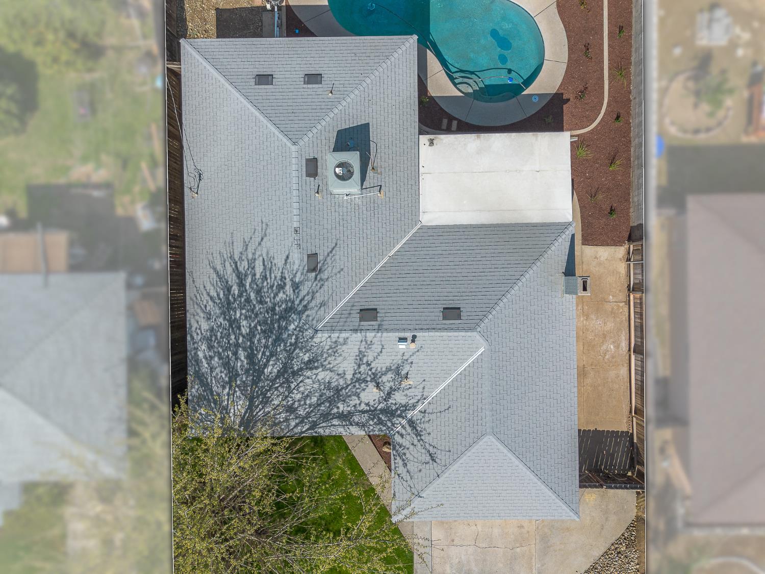 821 W Fairmont Ave, Clovis, CA 93612