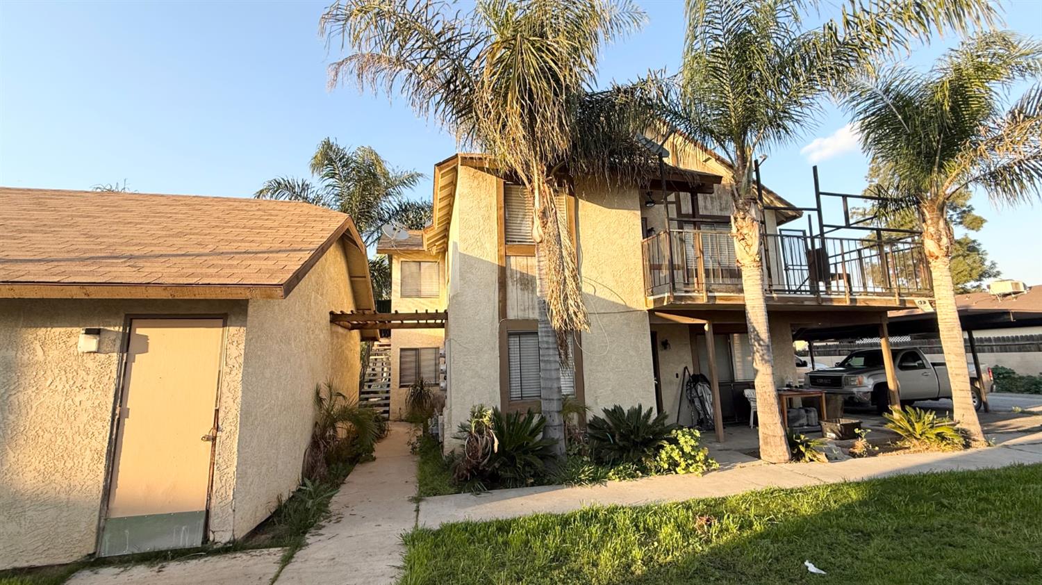 2712 Morin Ct, Bakersfield, CA 93304