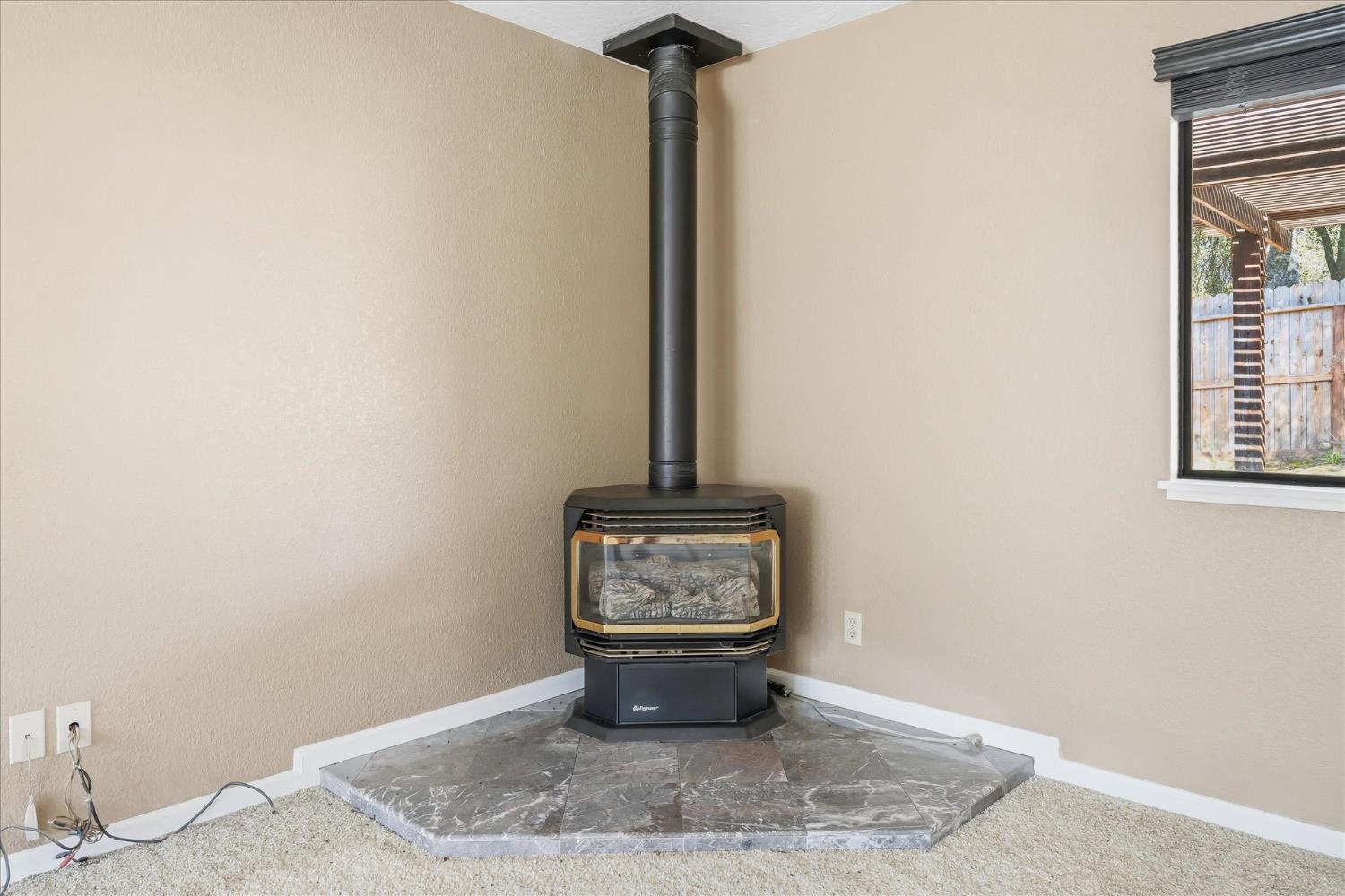 46300 Vista Del Rio, Oakhurst, CA 93644