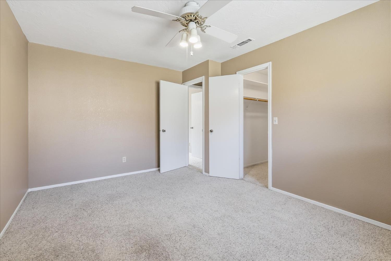 46300 Vista Del Rio, Oakhurst, CA 93644