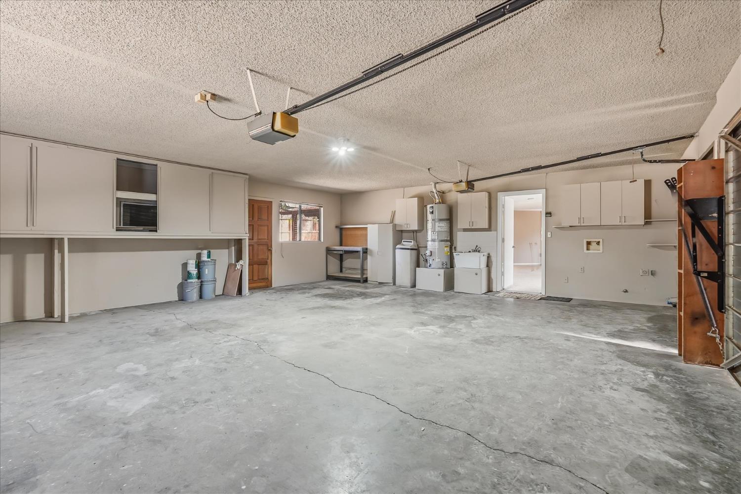 46300 Vista Del Rio, Oakhurst, CA 93644