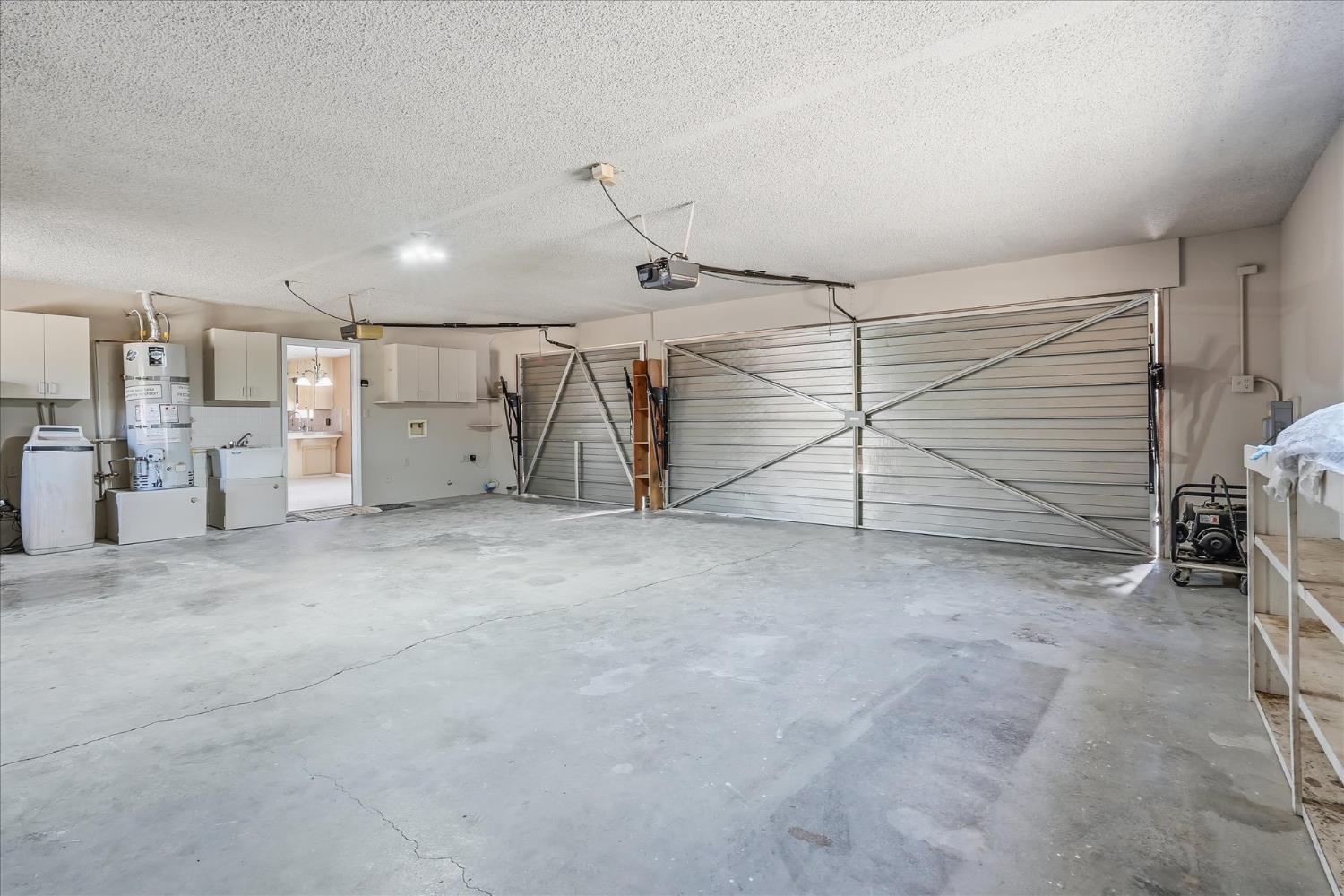 46300 Vista Del Rio, Oakhurst, CA 93644