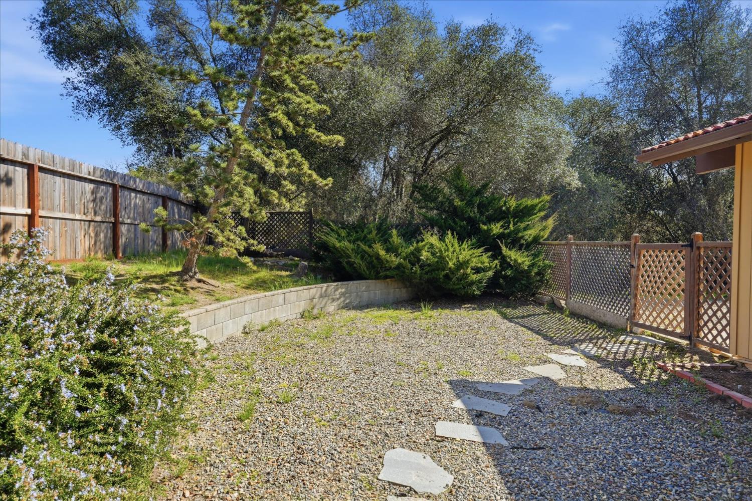 46300 Vista Del Rio, Oakhurst, CA 93644