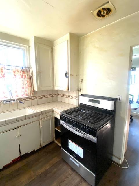 3004 N Thorne Ave, Fresno, CA 93704