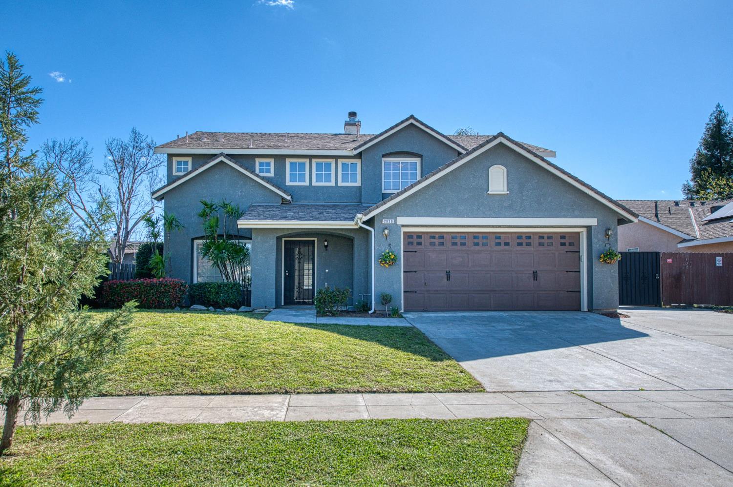 2836 Griffith Ave, Clovis, CA 93611