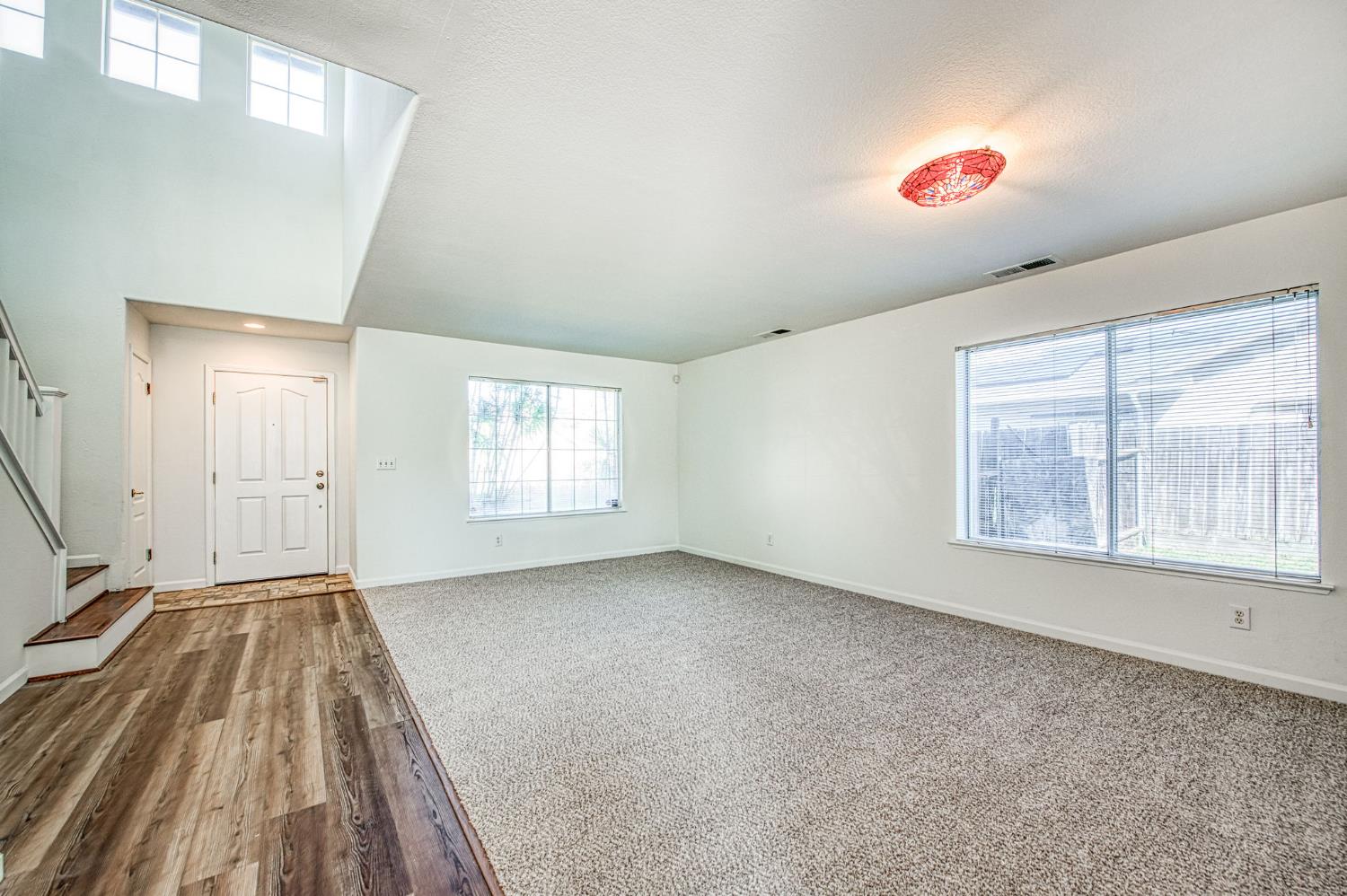 2836 Griffith Ave, Clovis, CA 93611