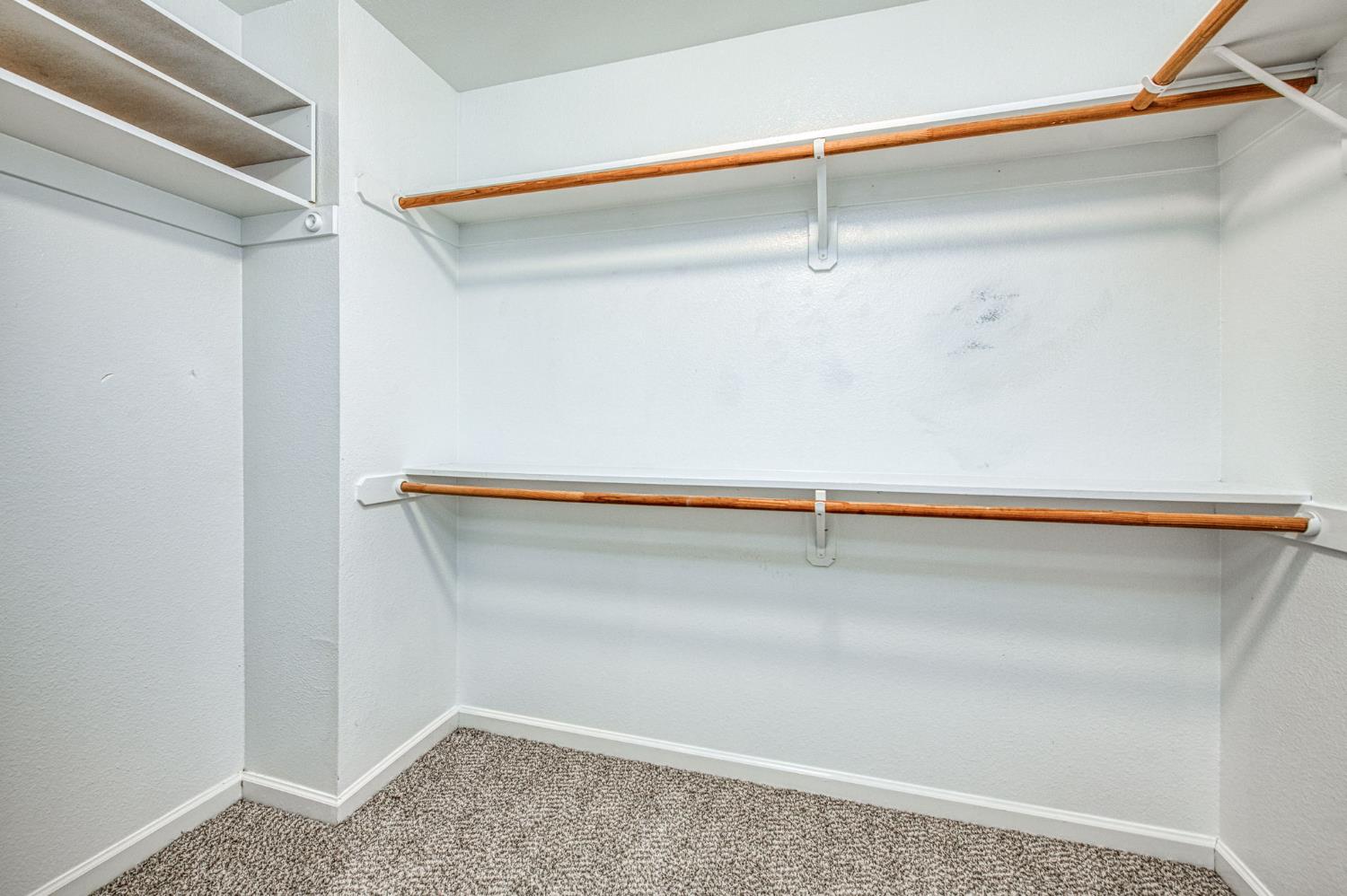 2836 Griffith Ave, Clovis, CA 93611