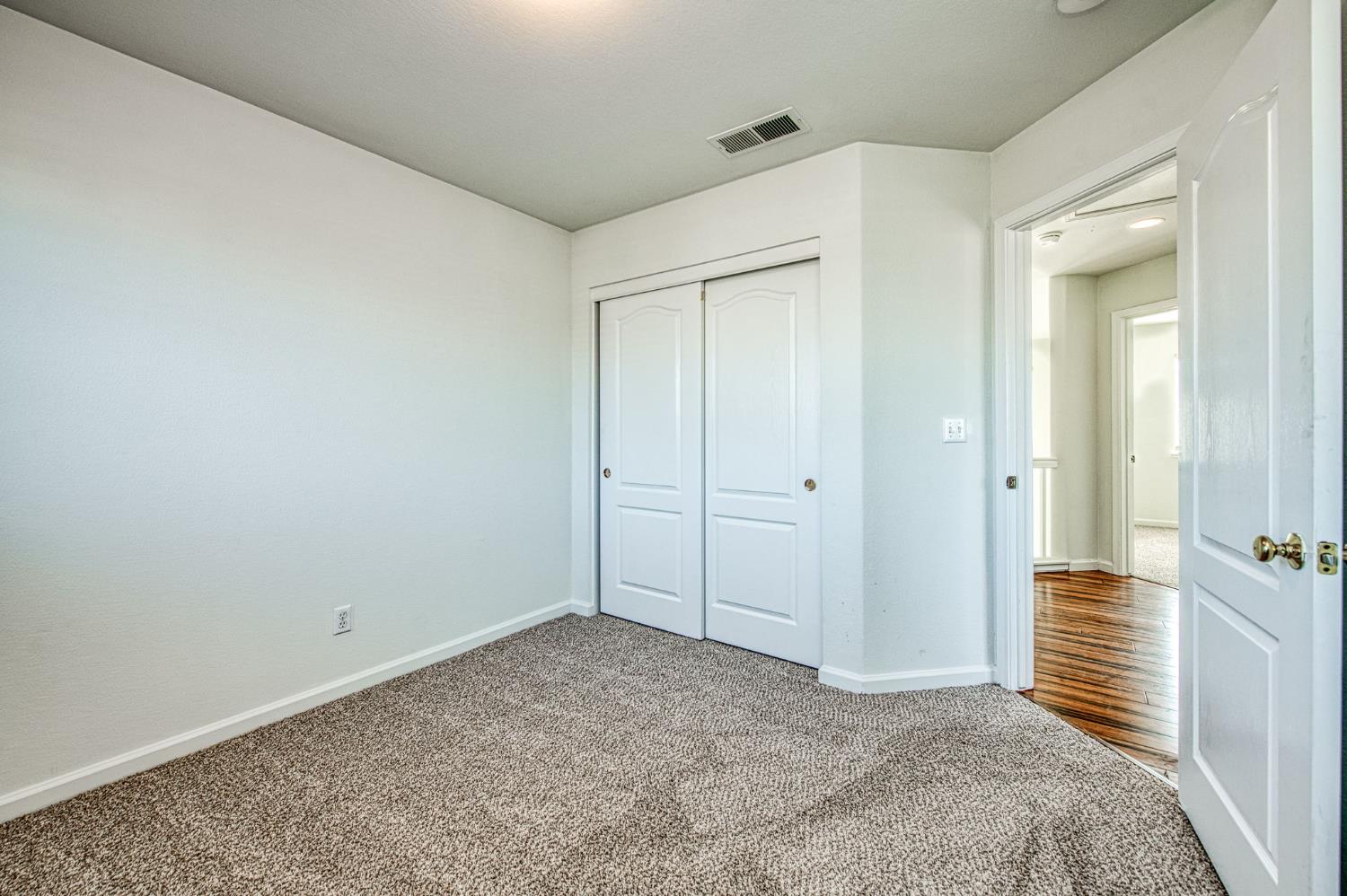 2836 Griffith Ave, Clovis, CA 93611