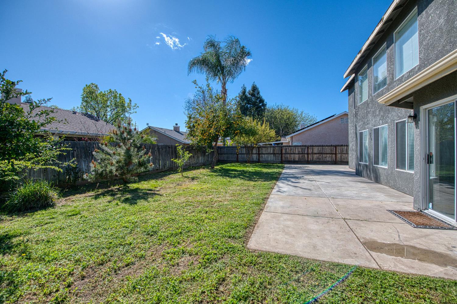 2836 Griffith Ave, Clovis, CA 93611