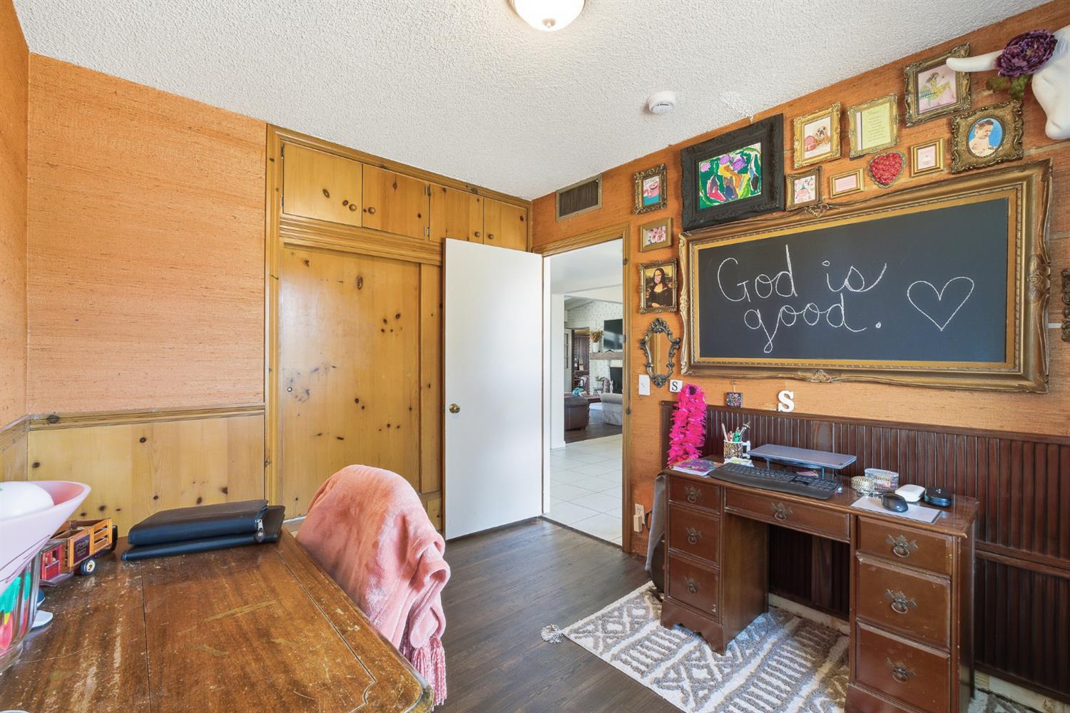 574 N Frankwood Ave, Reedley, CA 93654