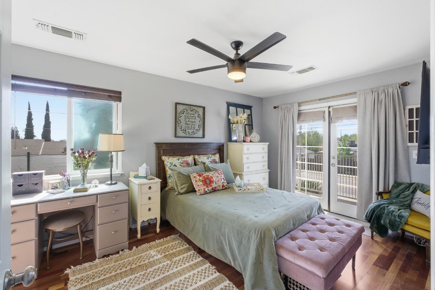 574 N Frankwood Ave, Reedley, CA 93654