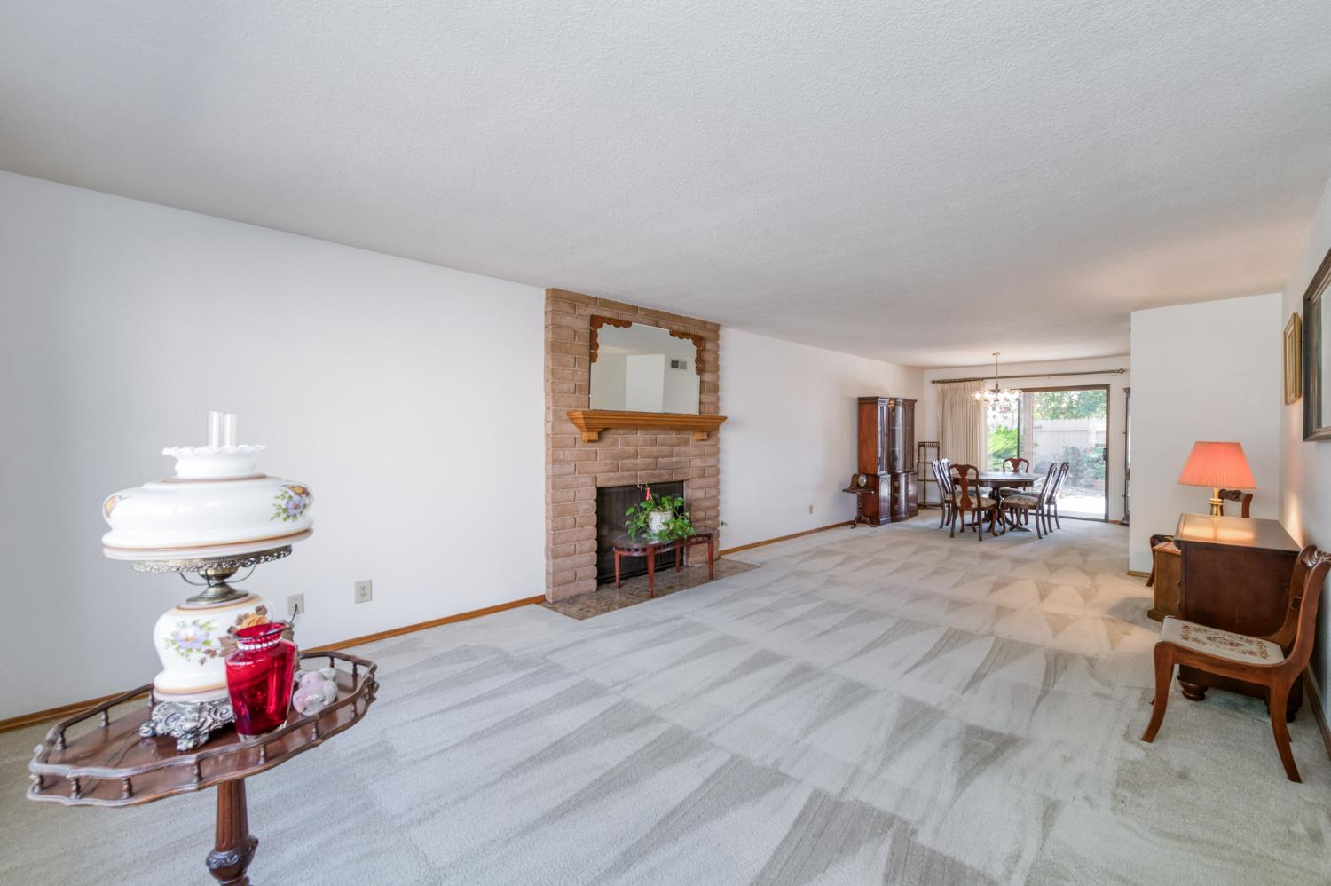 1817 W Santa Ana Ave, Fresno, CA 93705