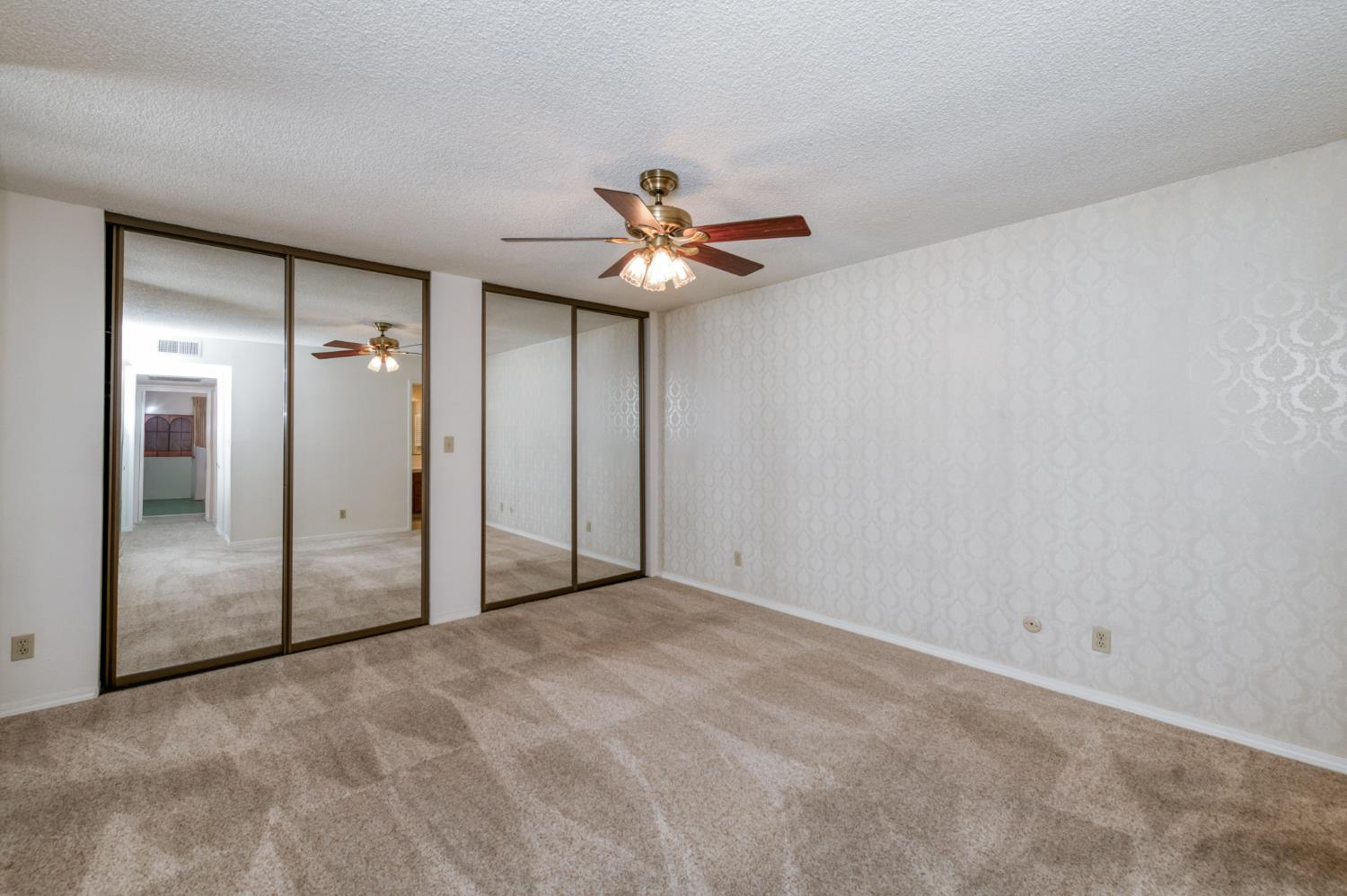 1817 W Santa Ana Ave, Fresno, CA 93705